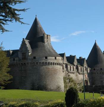 1-Chateau-des-Rohan-Pontivy-Morbihan-Bretagne-Sud