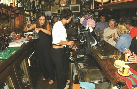 Bar The Galway Inn